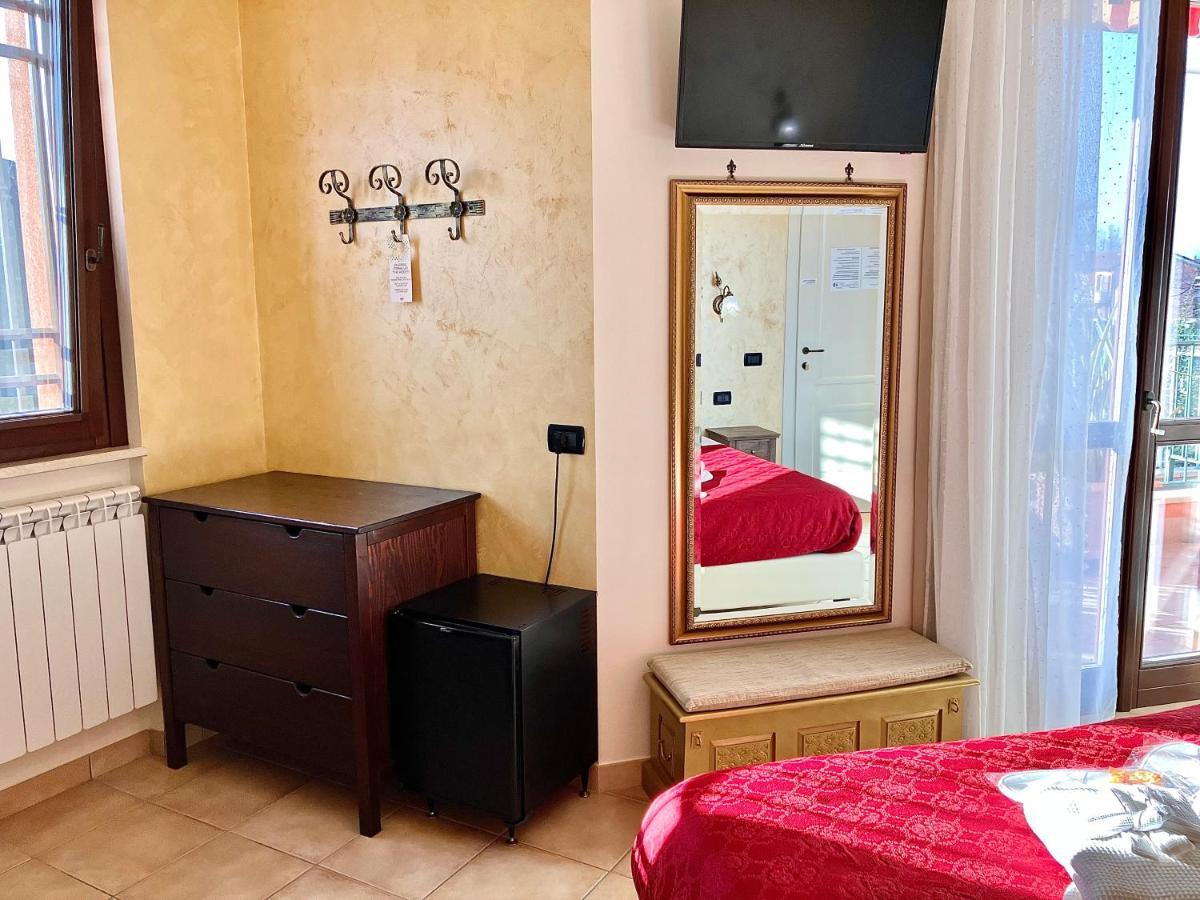B&B Desenzano Paradise Desenzano del Garda Exterior foto